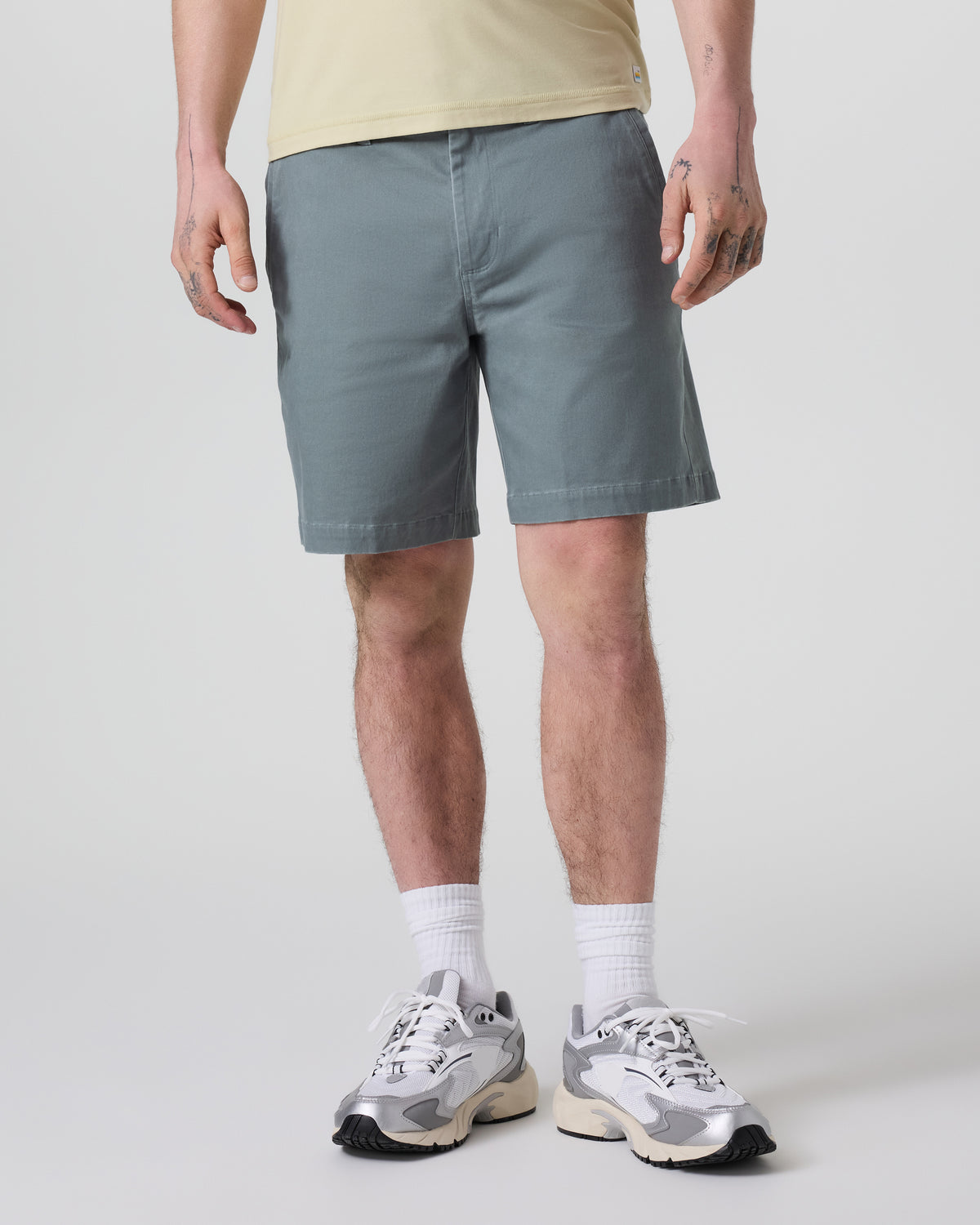 Fletcher Short Classic Fit 8" Dusty Blue - Image 2