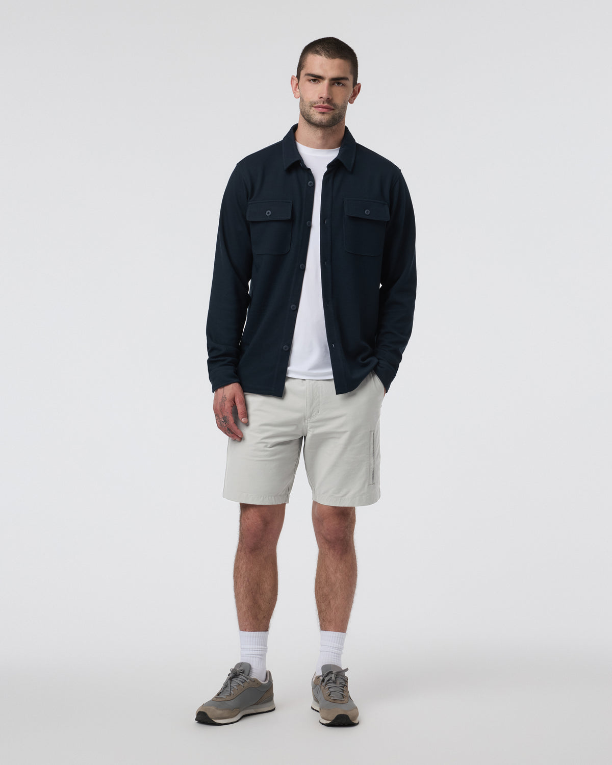 Barren Explorer Short Classic Fit 8" Talc