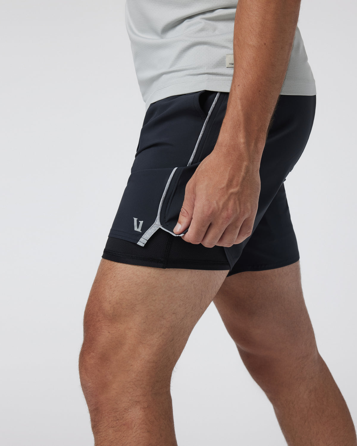 Trail Short 2.0 Black/Heather Grey Running Shorts - Image 2