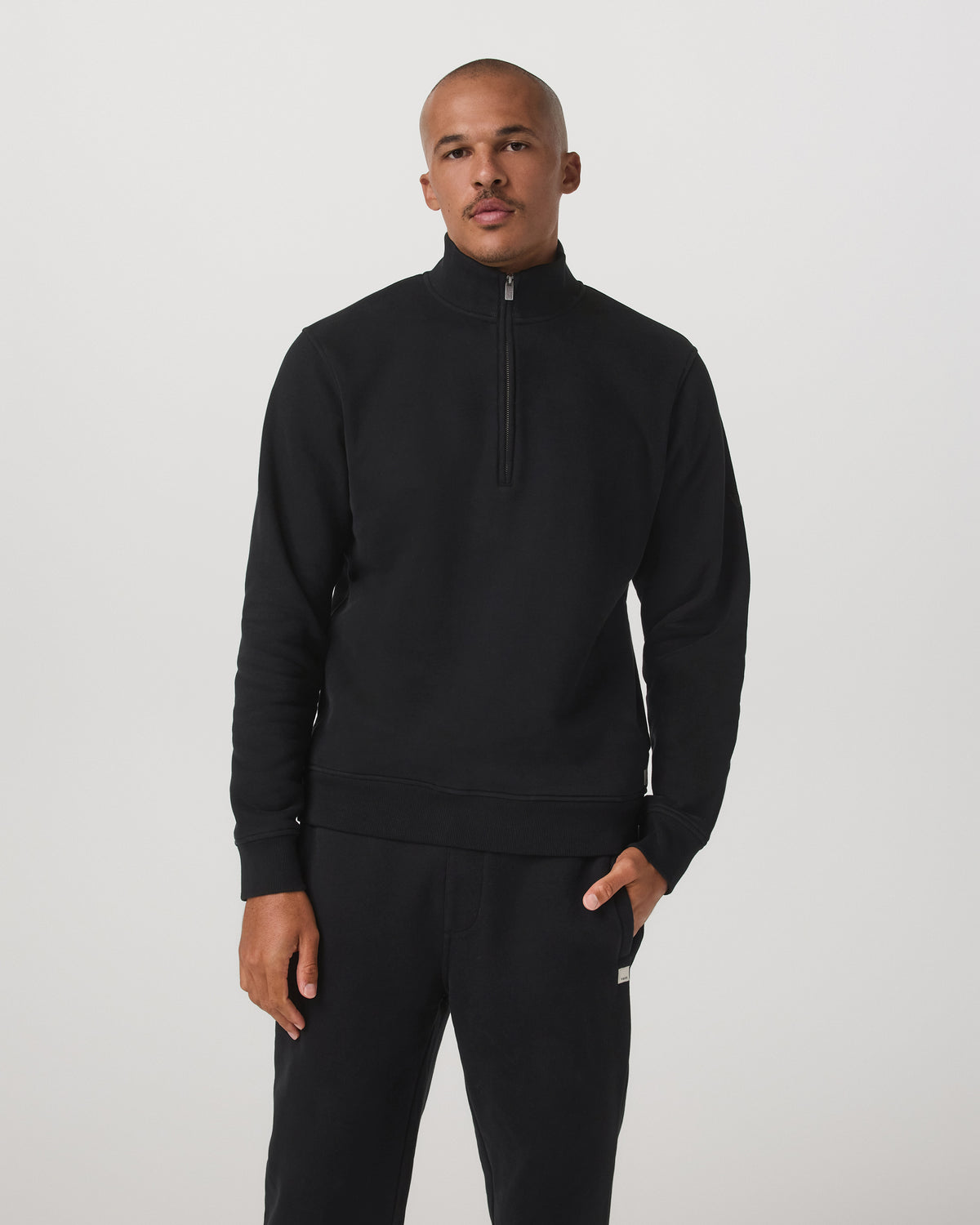 Seaside 1/2 Zip Classic Men's Black Pullover