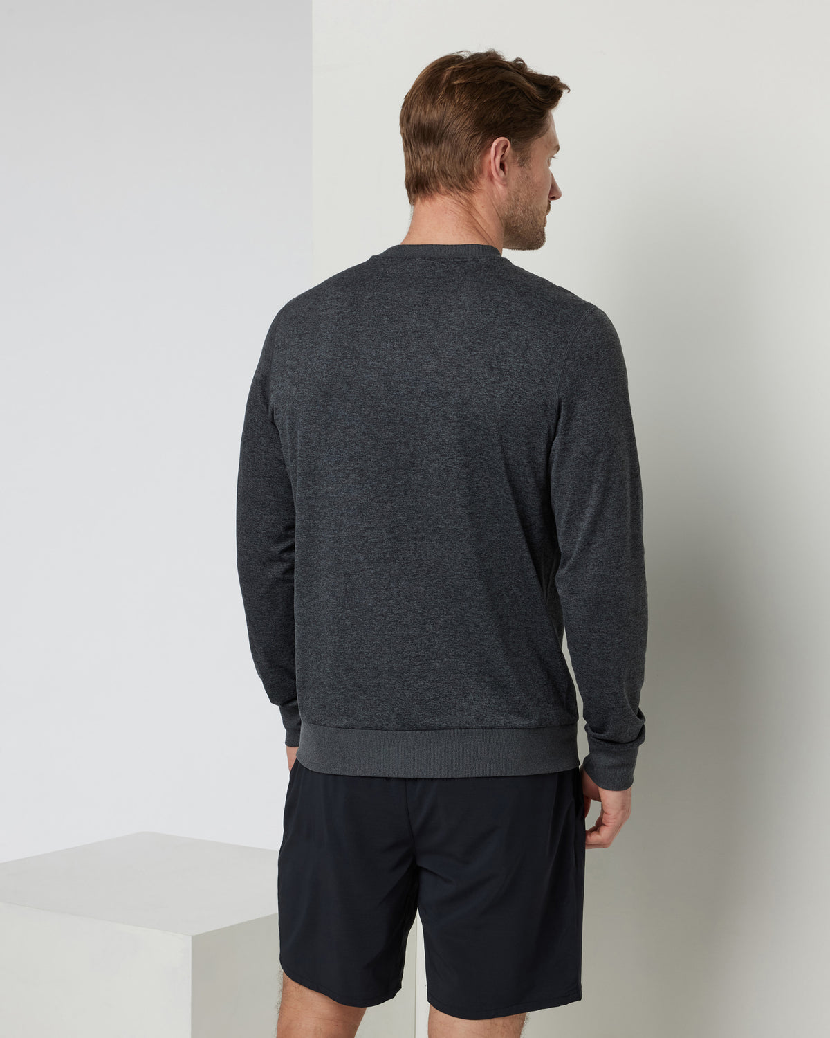 Ponto Performance Crew Charcoal Grey Crew Neck - Image 2