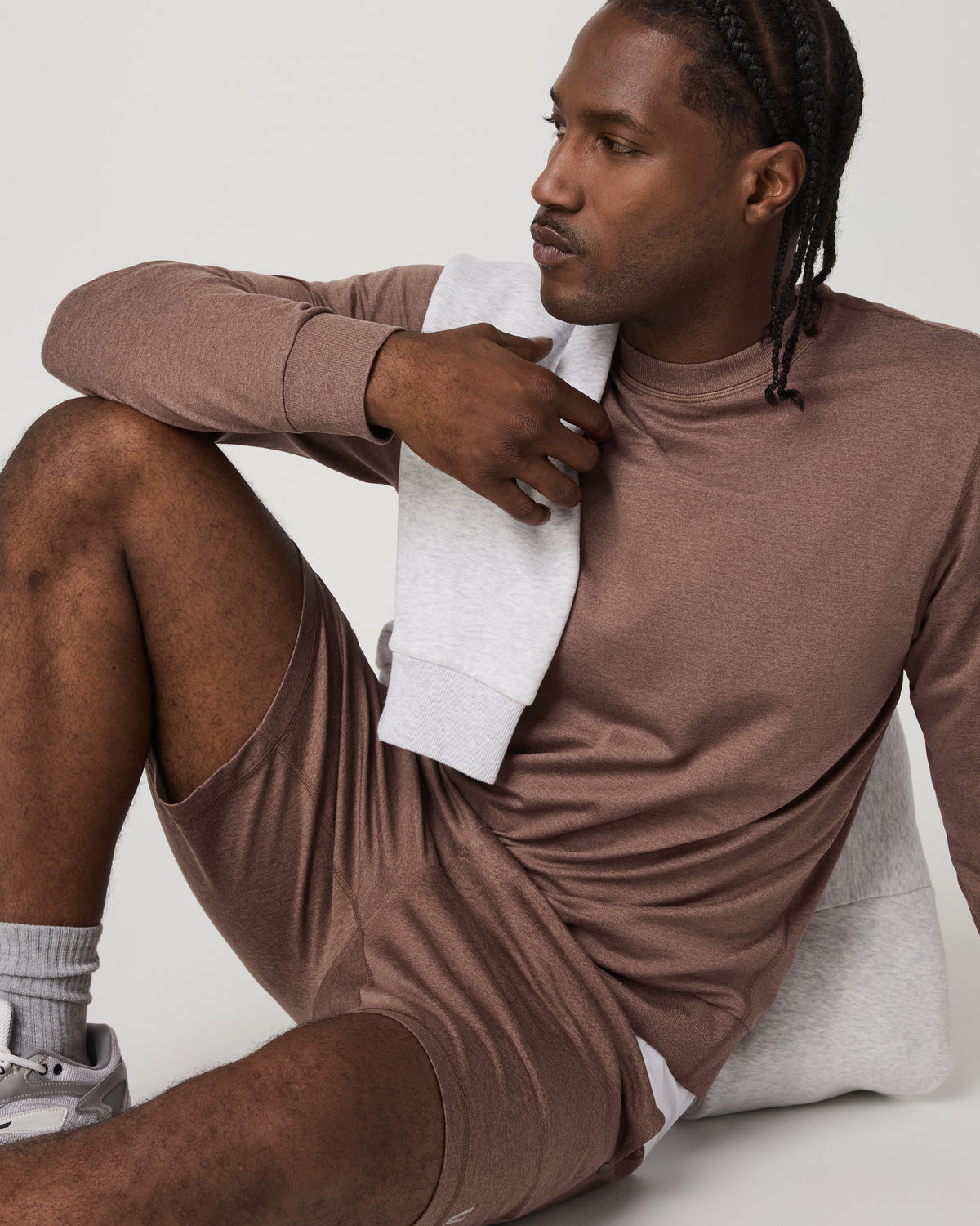 Ponto Performance Crew Men's Sable Heather Crew Neck - Image 5