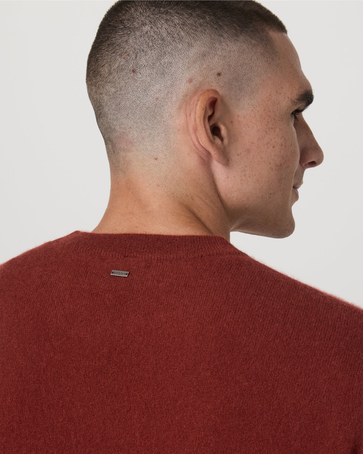 Berik Cashmere Sweater Men's Spiced Apple Sweater - Image 2