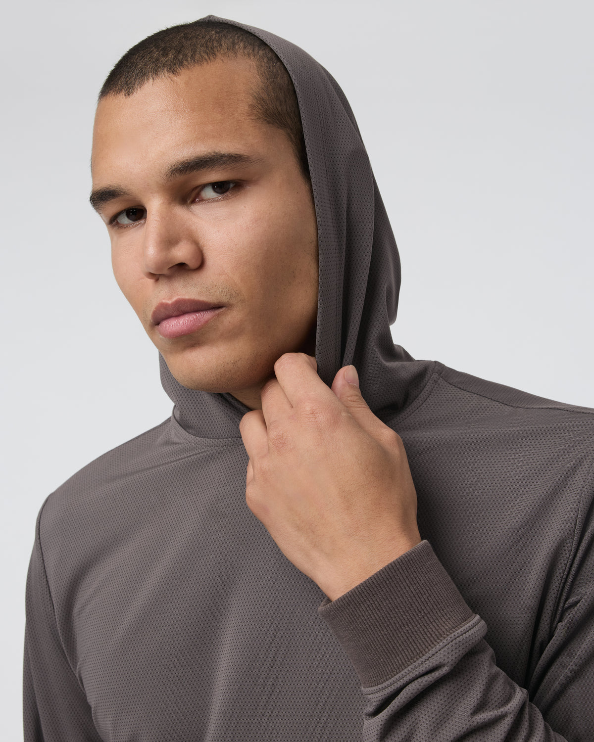 Double Mesh Hoodie Warm Grey - Image 2