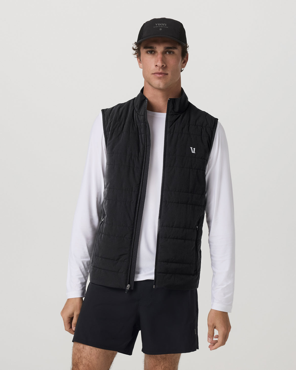 Sunday Insulated Hybrid Vest Men's Black Training Vest - Image 2