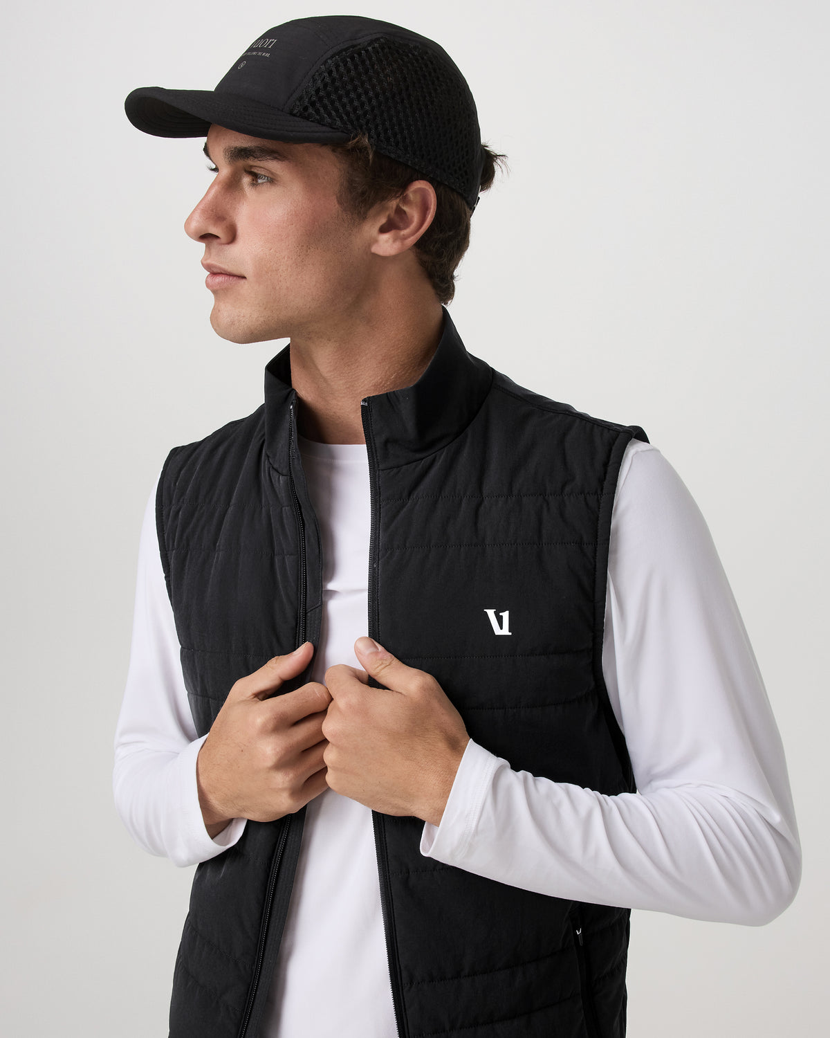 Sunday Insulated Hybrid Vest Men's Black Training Vest - Image 3