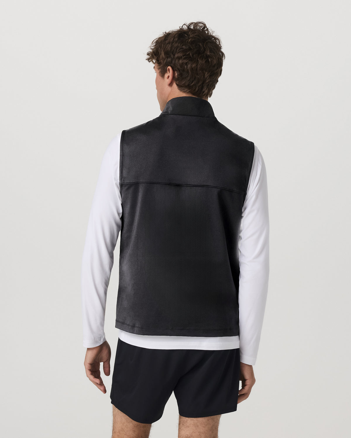 Sunday Insulated Hybrid Vest Men's Black Training Vest - Image 4