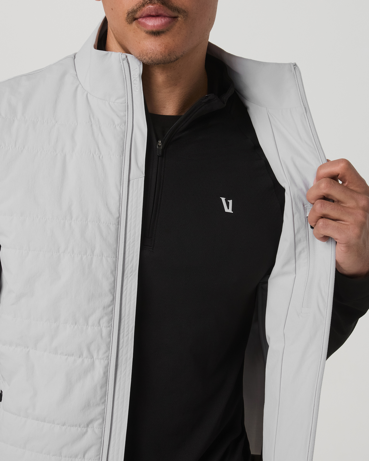 Sunday Insulated Hybrid Vest Frost Grey Training Vest - Image 2