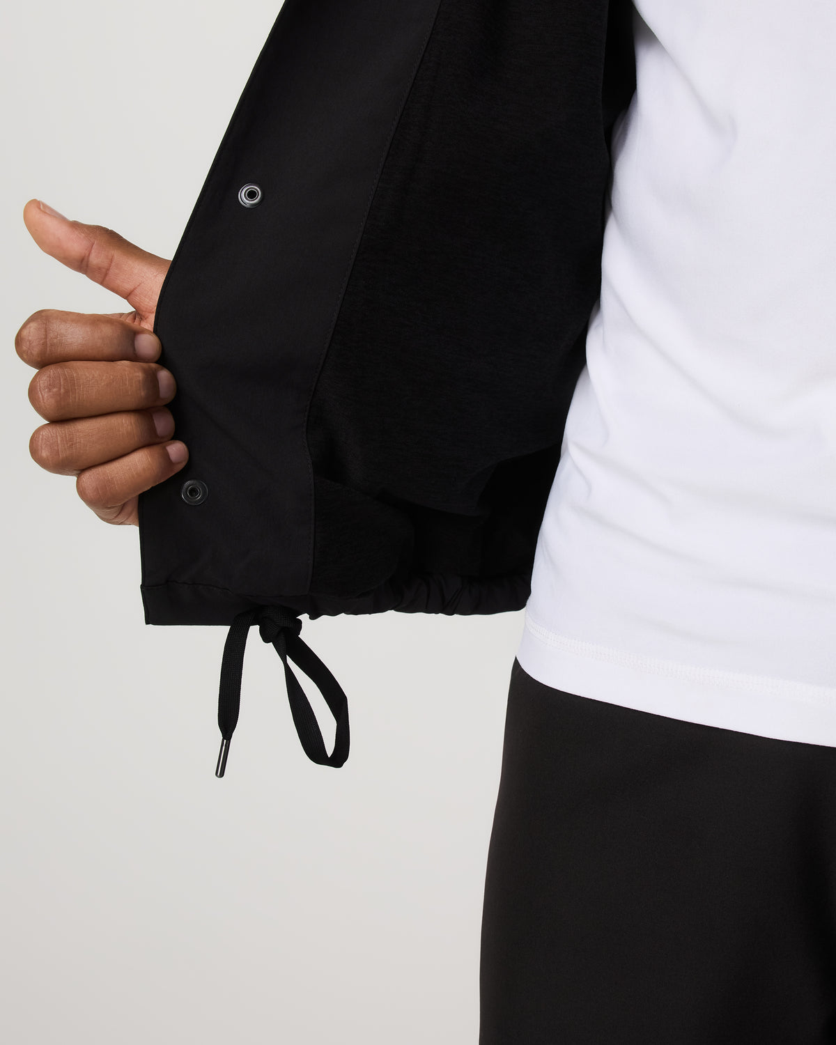 V1 Coach Jacket Men's Black Vintage Style Jacket - Image 3