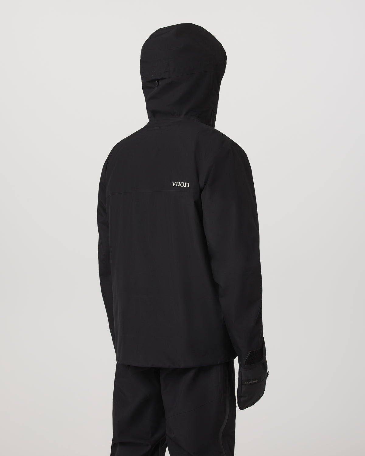 Taika Snow Shell Men's Black Ski/Board Jacket for Winter - Image 3