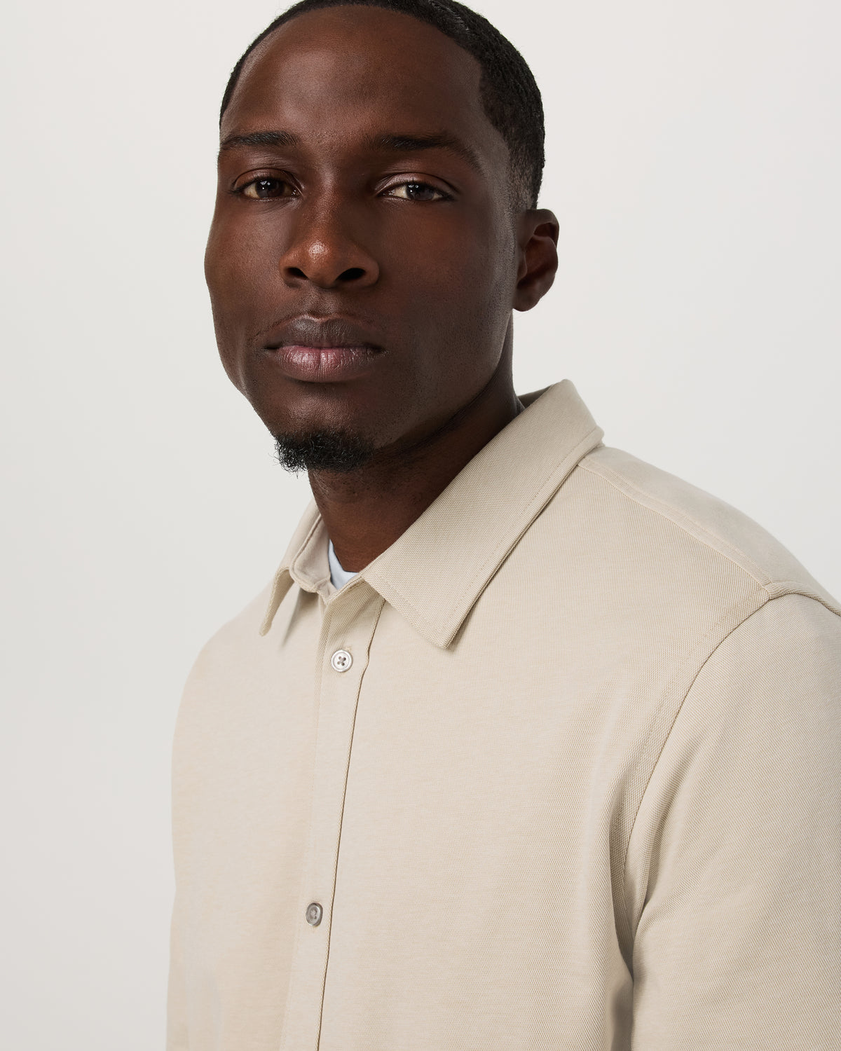 Long Sleeve Knit Oxford Button Down Men's Trench Shirt - Image 2