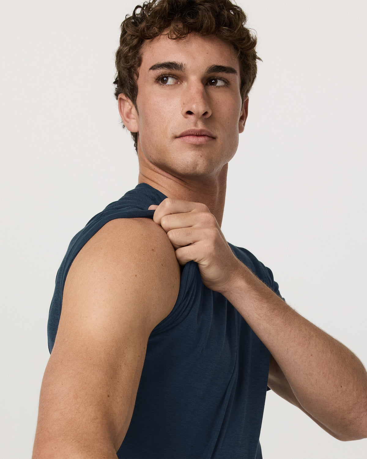 Men's Short Sleeve Strato Tee - Relaxed Fit Navy Heather - Image 3