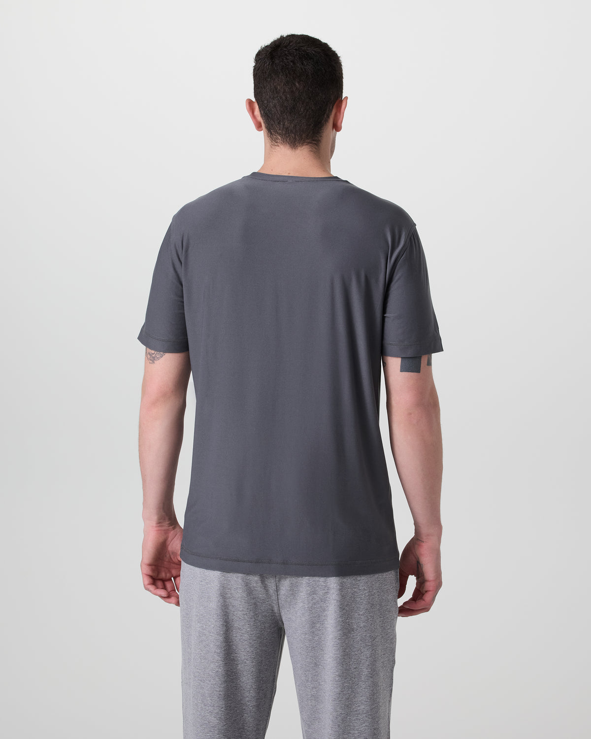 Strato Tech Tee Men's Moonlight Workout Shirt - Image 4