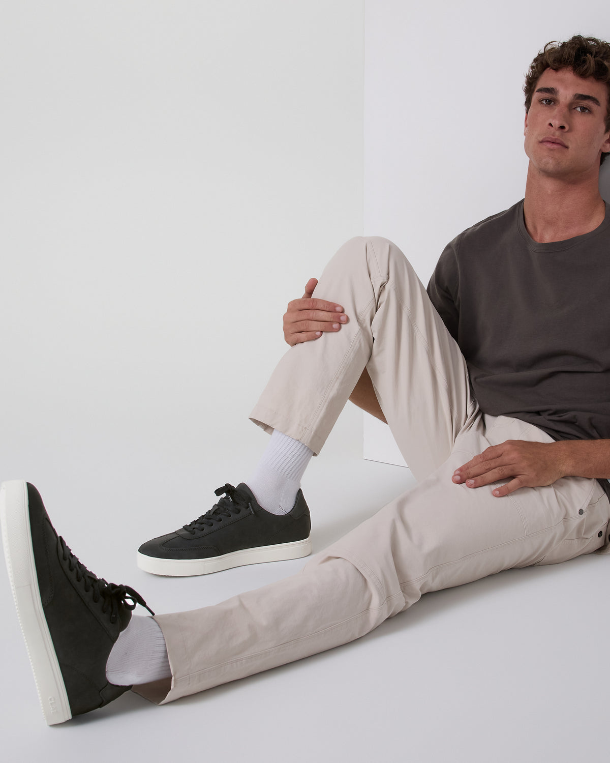 Vuori Deane Vegan Black - Image 6